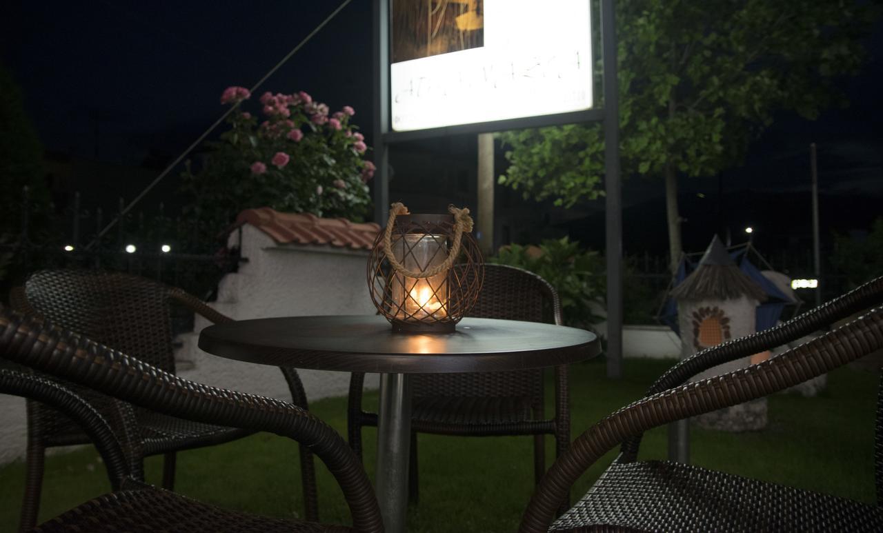 Athanasia Inn เนอาวรัสนา ภายนอก รูปภาพ