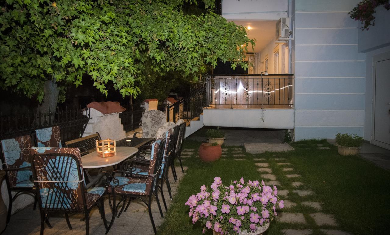 Athanasia Inn เนอาวรัสนา ภายนอก รูปภาพ